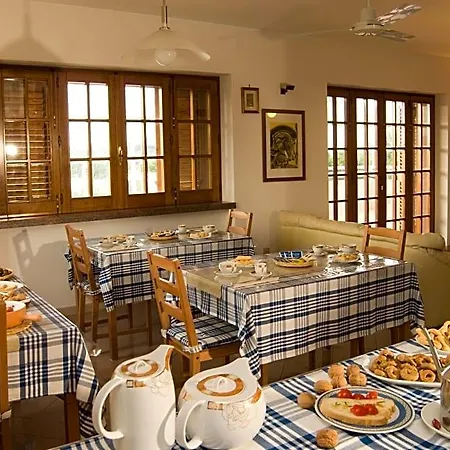 Bed and Breakfast Stars And Stripes 4*